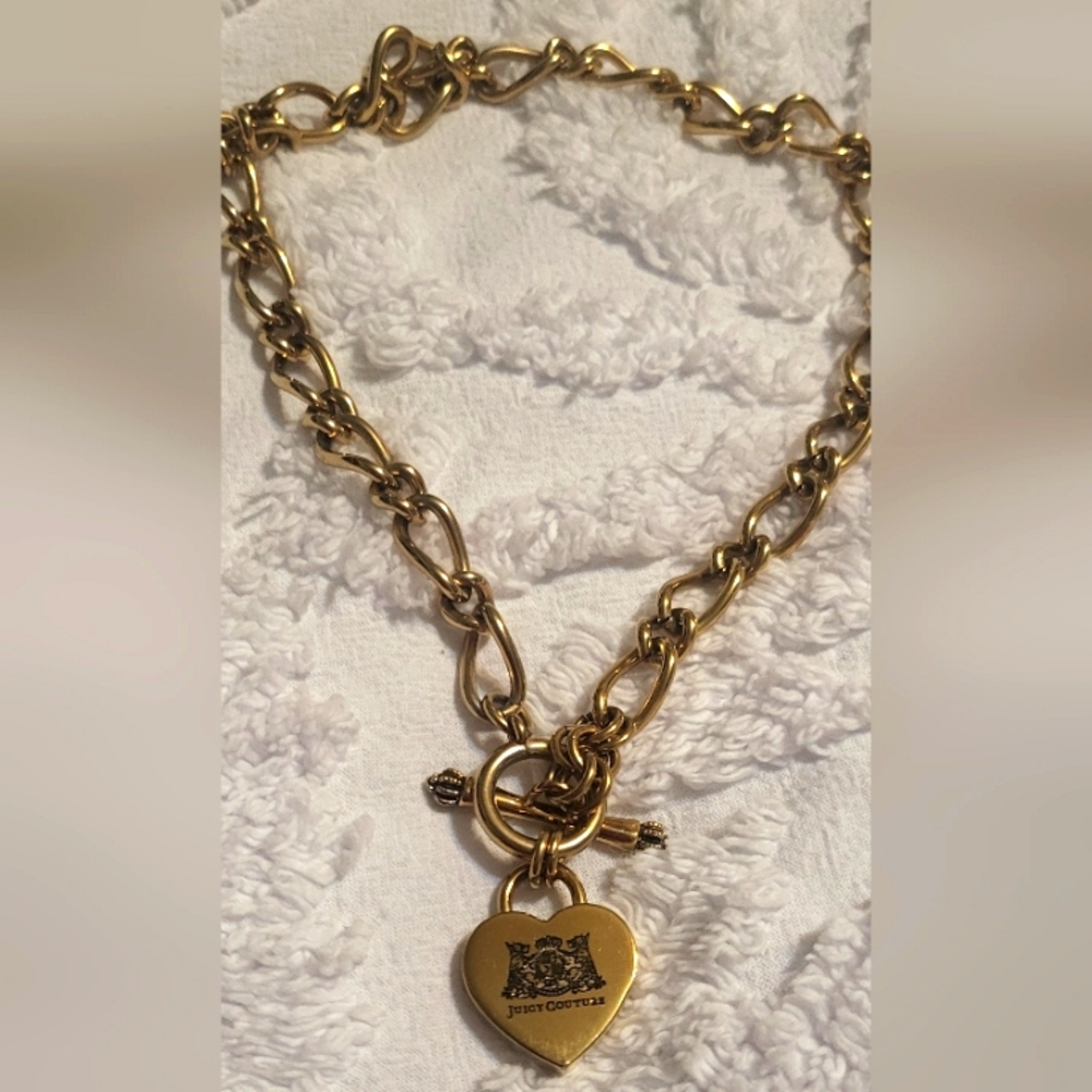 Juicy couture necklace